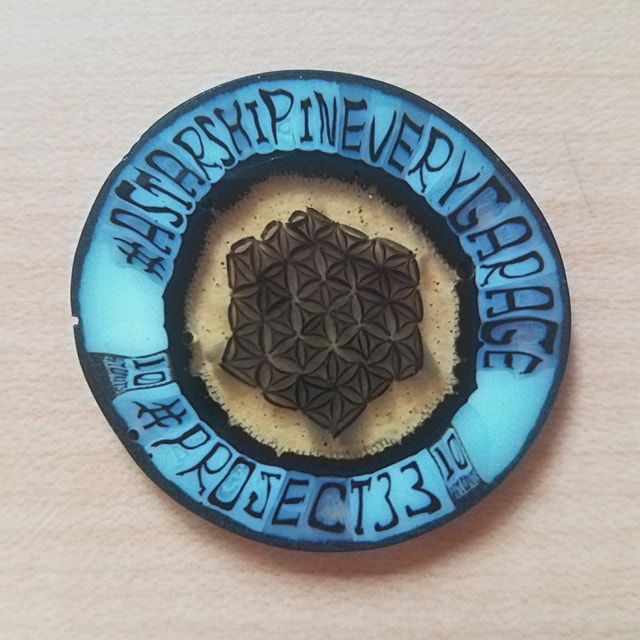 Project 33 10 Art Unit Coin "A Starship in Every Garage" UV