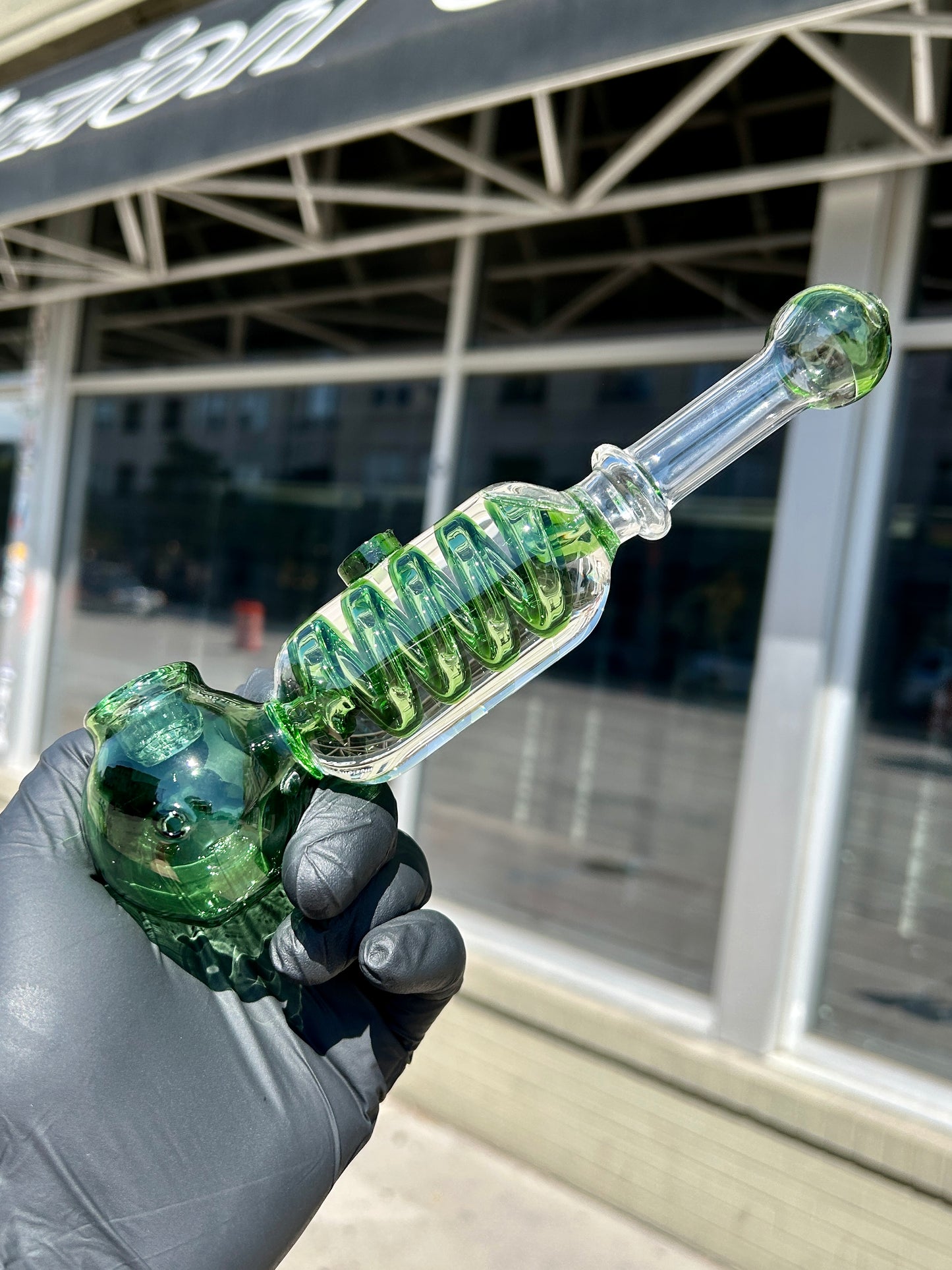 Large Glycerine Filled, Freezable Pipe With Built in Glass Screen